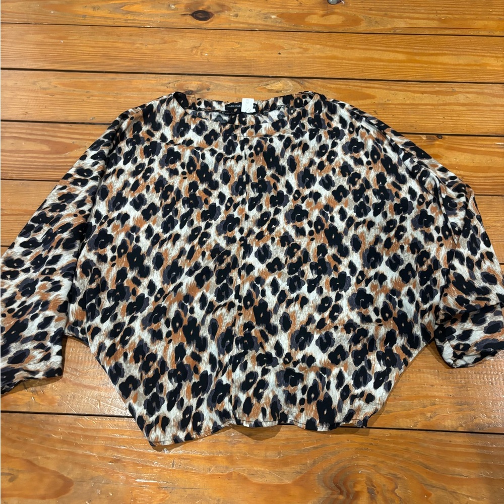 (493)+ANIMAL PRINT BLOUSE+